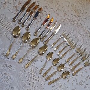 Wallace 18/10 Stainless  Silver Flatware Set
